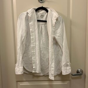 JCrew Women’s White Textured Button Up Top (Size M)